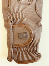 Load image into Gallery viewer, Brown Serino gloves